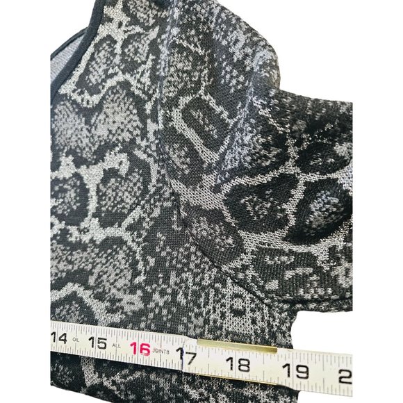 SWEATERWORKS Snake Print Metallic Knit quarter Sleeve Sweater Size XL Black Silv - Picture 7 of 7